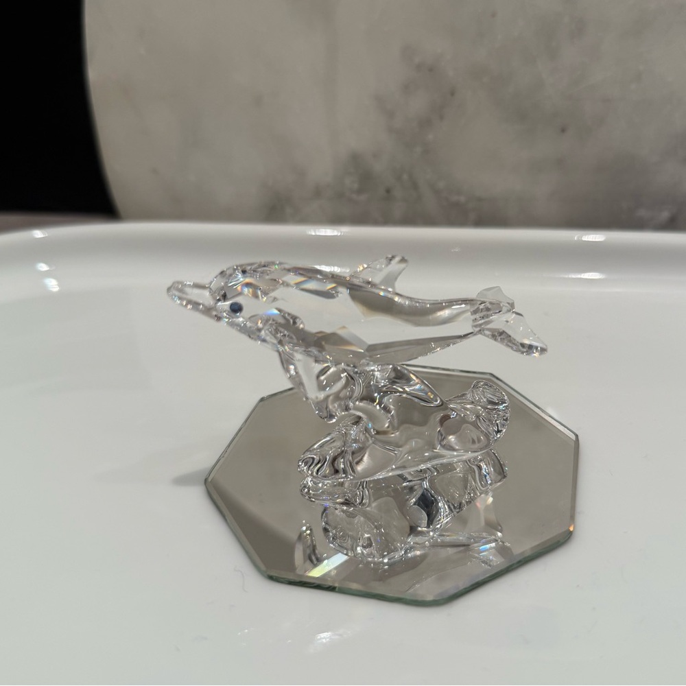 NWT- Swarovski Sea life Baby Dolphin 678507 Blue Eye Made in Austria